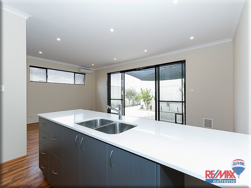 42 Blackrock Avenue, Butler WA 6036