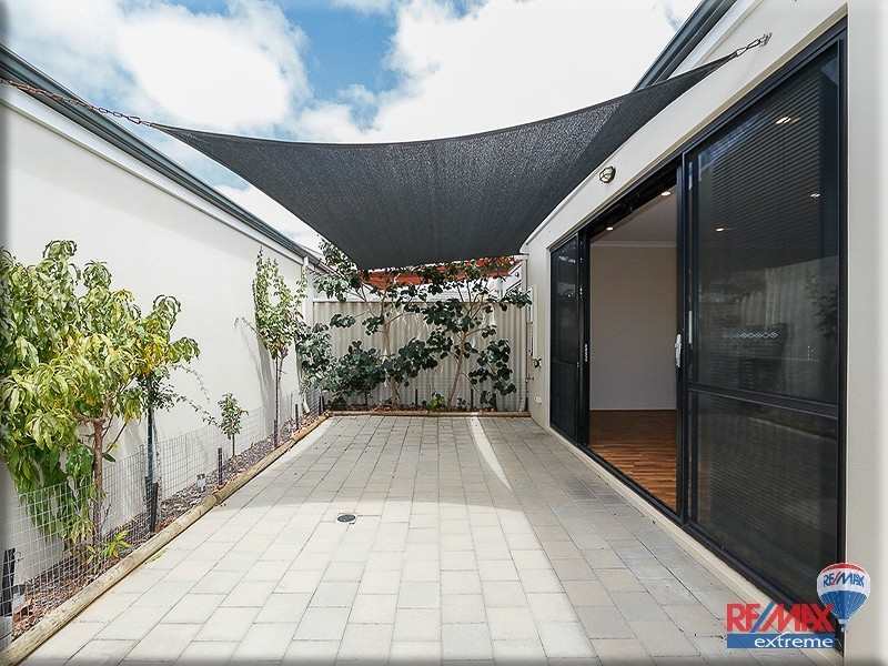 42 Blackrock Avenue, Butler WA 6036