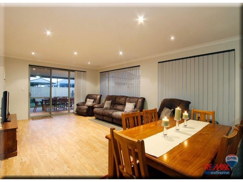 36 Costelloe Gardens, Butler WA 6036