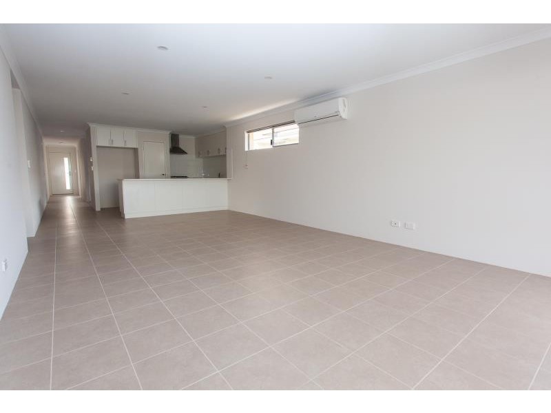 6 Ambesia Road, Clarkson WA 6030