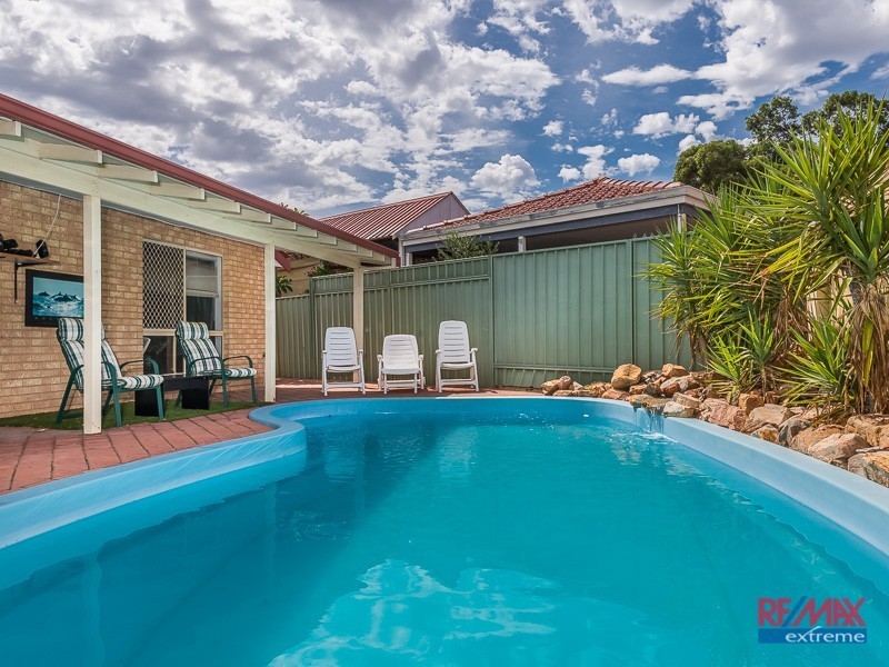 5 Peaceful Close, Marangaroo WA 6064