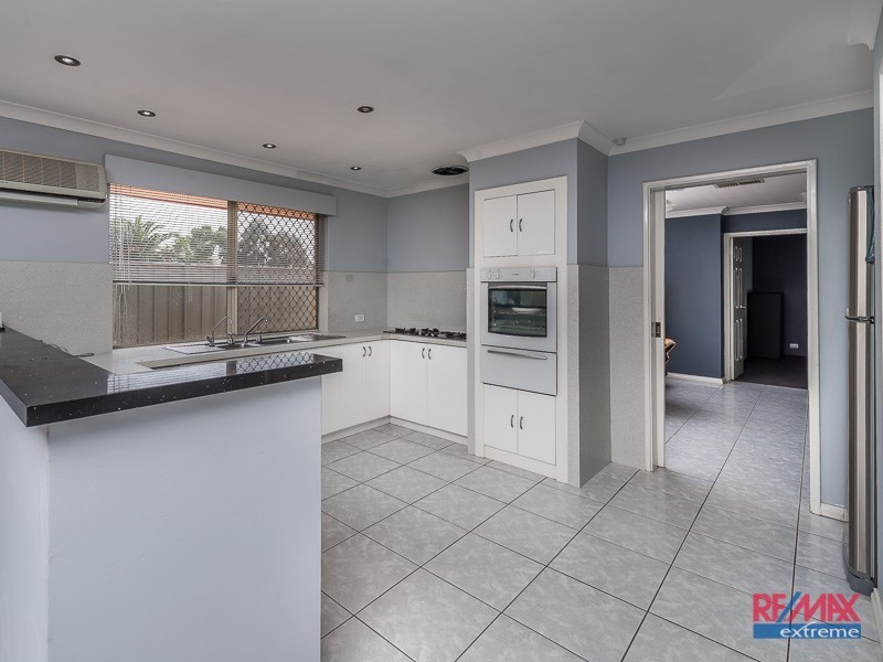 5 Peaceful Close, Marangaroo WA 6064