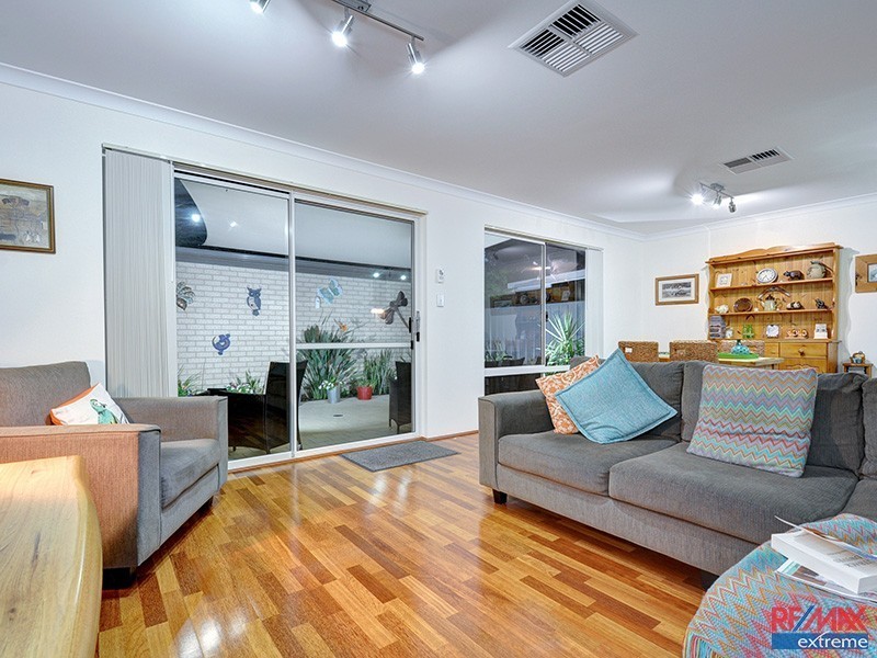 12 Conferta Link, Banksia Grove WA 6031