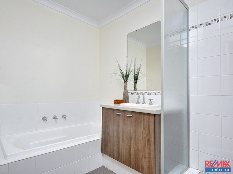 12 Conferta Link, Banksia Grove WA 6031