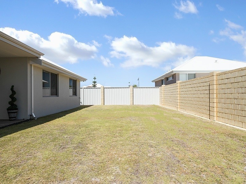 25 Barquentine Avenue, Jindalee WA 6036