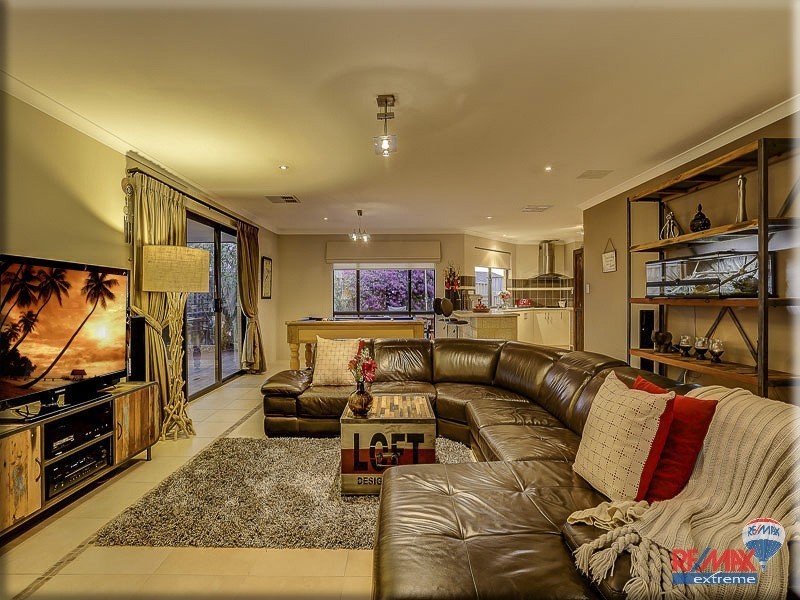10 Whitland Street, Butler WA 6036