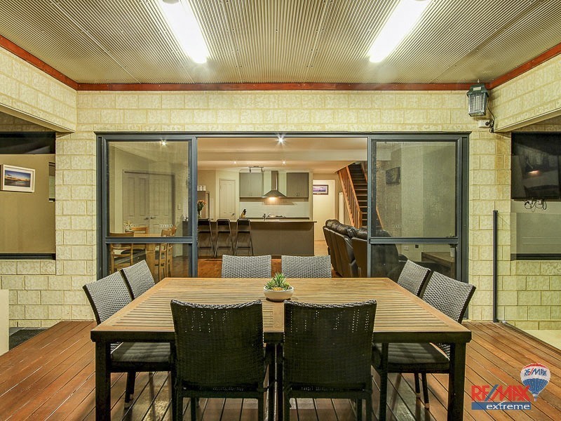 176 Lagoon Drive, Yanchep WA 6035