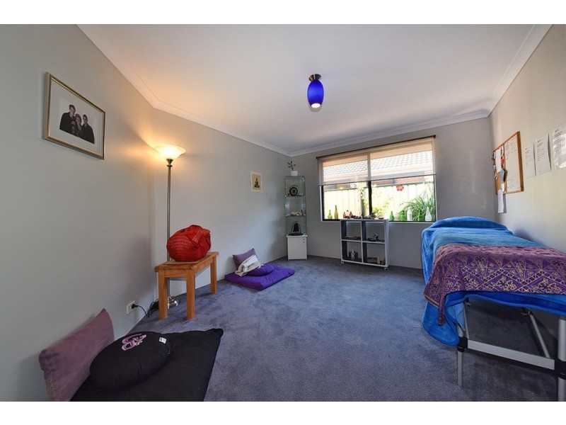 6 Kurnalpi Turn, Wanneroo WA 6065