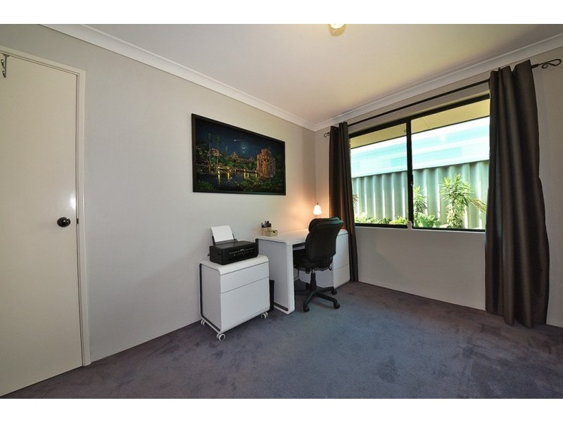 6 Kurnalpi Turn, Wanneroo WA 6065