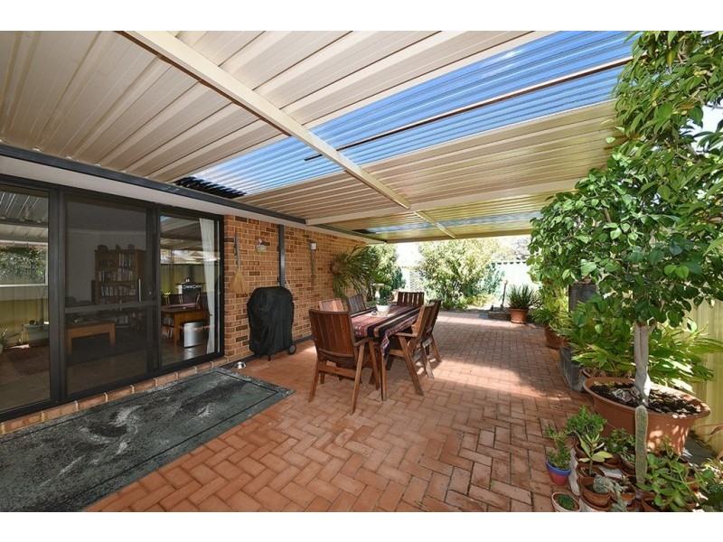 6 Kurnalpi Turn, Wanneroo WA 6065