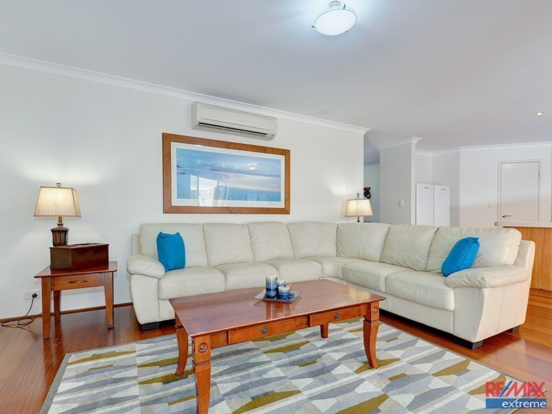 119 East Road, Hocking WA 6065