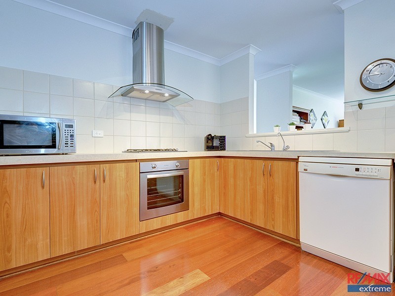 119 East Road, Hocking WA 6065