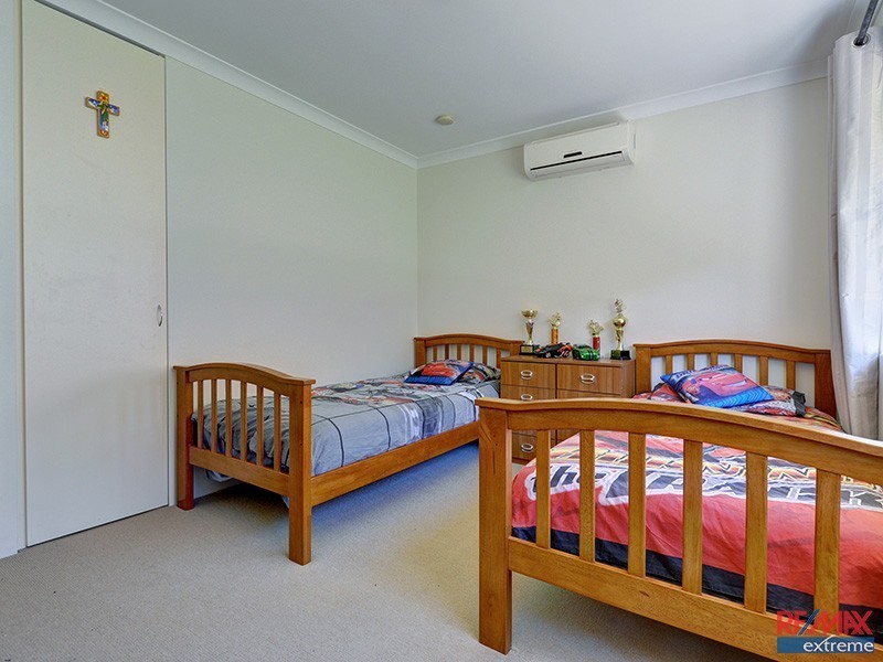 119 East Road, Hocking WA 6065