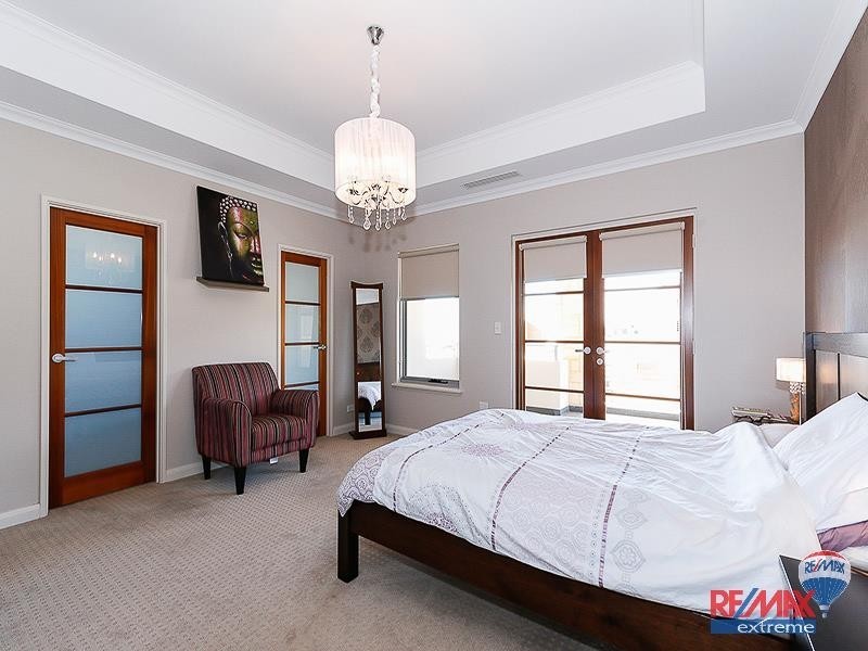 5 Tulum Approach, Iluka WA 6028