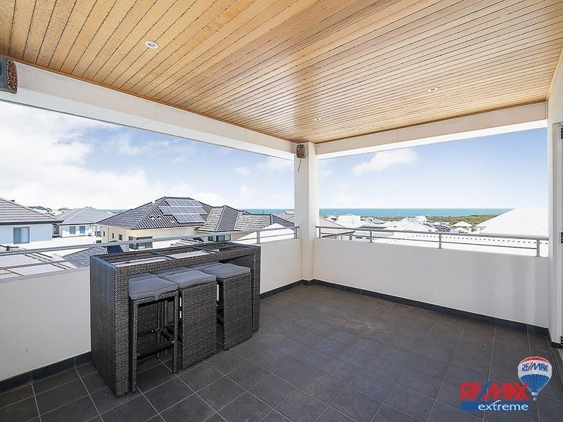 5 Tulum Approach, Iluka WA 6028