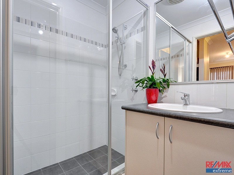 23 Glasshouse Drive, Banksia Grove WA 6031