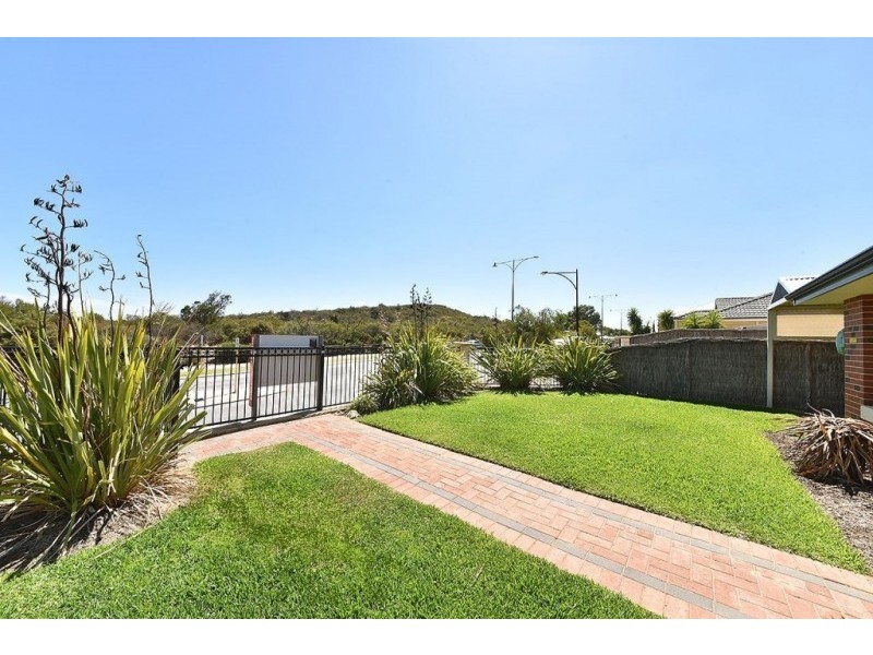 6 Kahana Parkway, Butler WA 6036