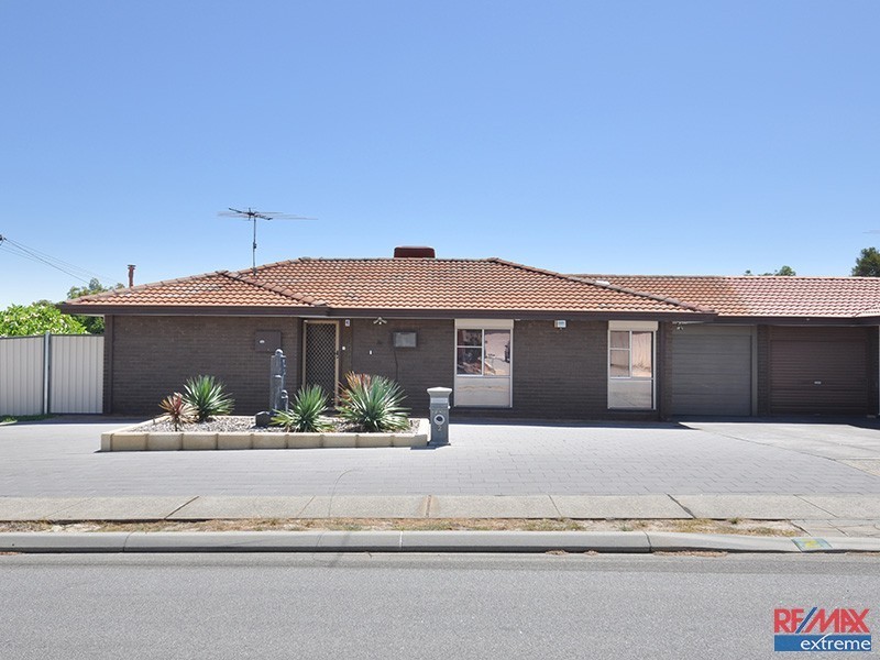 2 Kelly Road, Girrawheen WA 6064