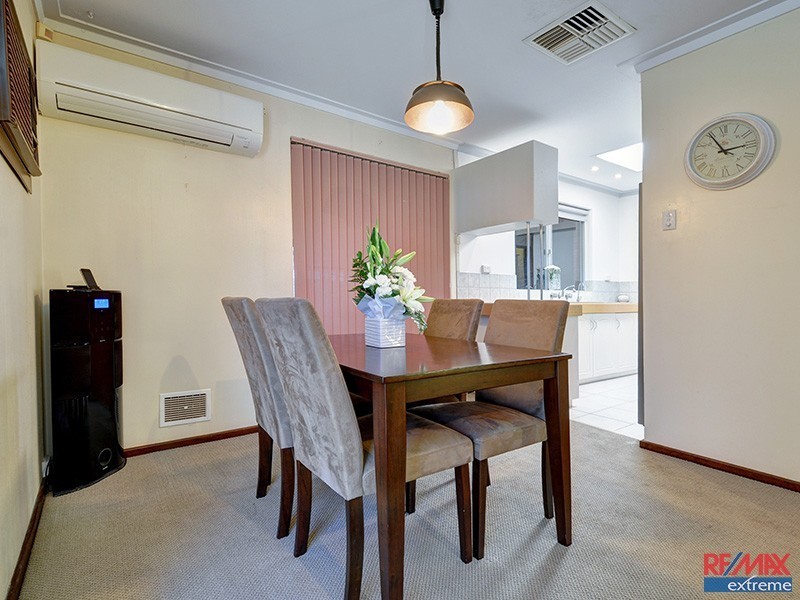 2 Kelly Road, Girrawheen WA 6064