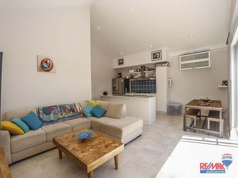 13 Founder Way, Alkimos WA 6038