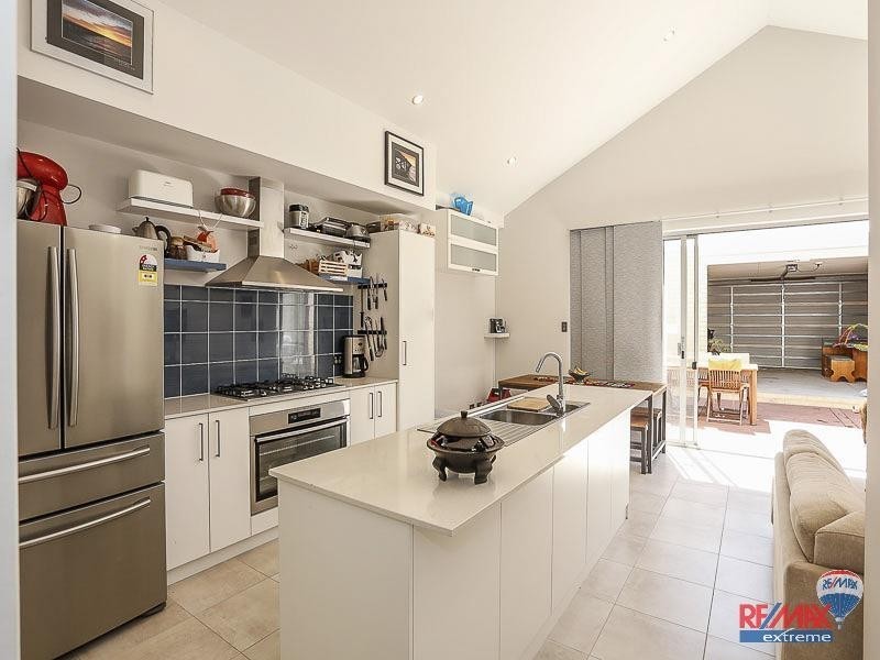 13 Founder Way, Alkimos WA 6038