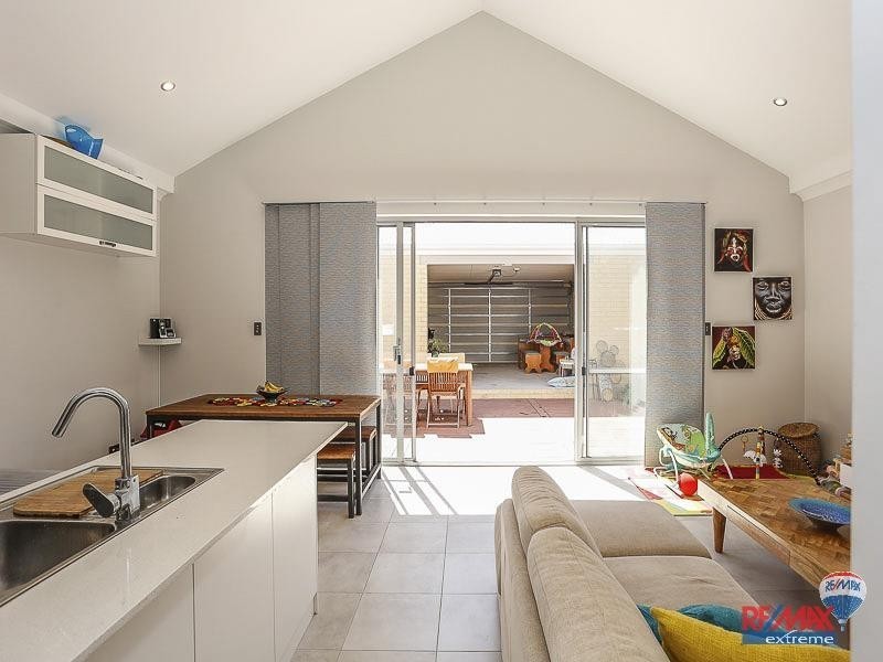 13 Founder Way, Alkimos WA 6038