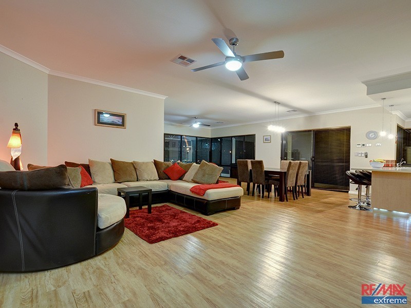 12 Alandale Bend, Banksia Grove WA 6031