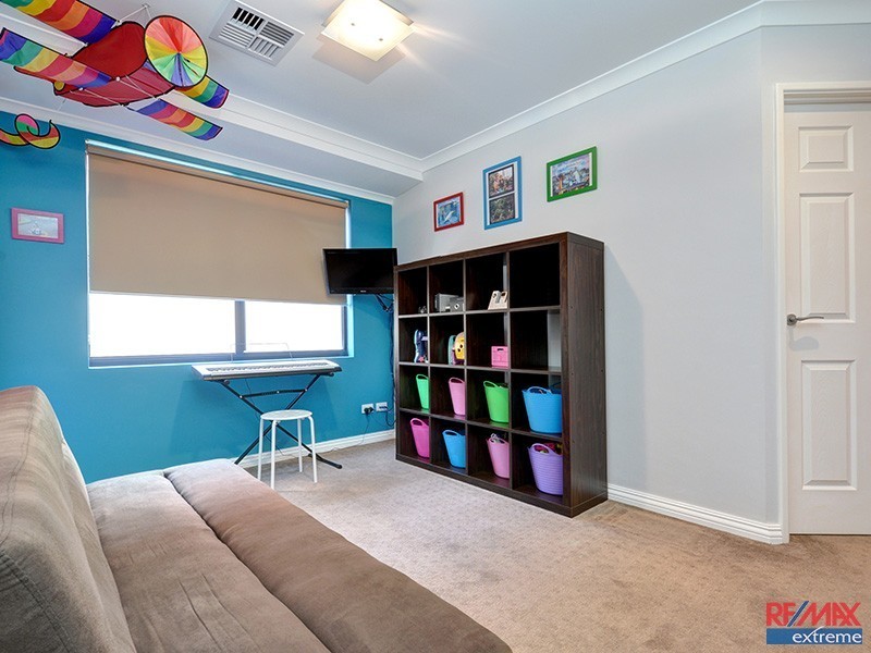 12 Alandale Bend, Banksia Grove WA 6031