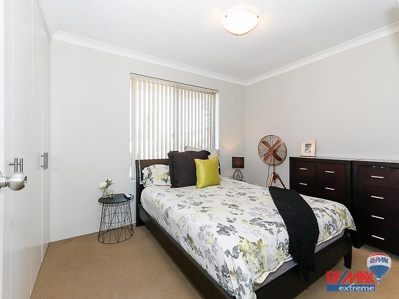 326 Eddystone Ave, Heathridge WA 6027