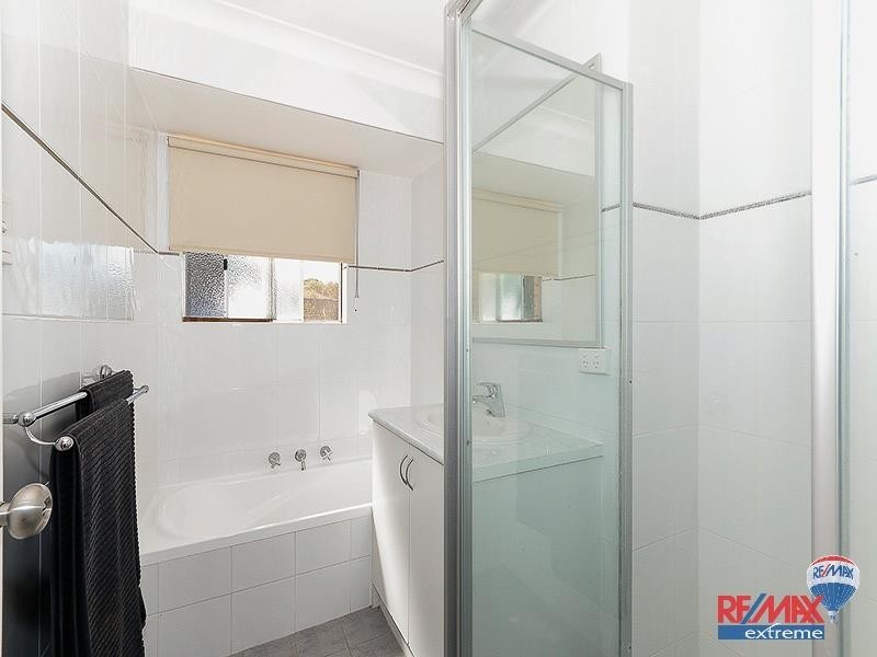 326 Eddystone Ave, Heathridge WA 6027