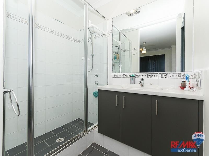 32 Finglas Meander, Butler WA 6036