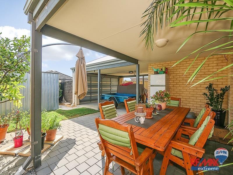 32 Finglas Meander, Butler WA 6036