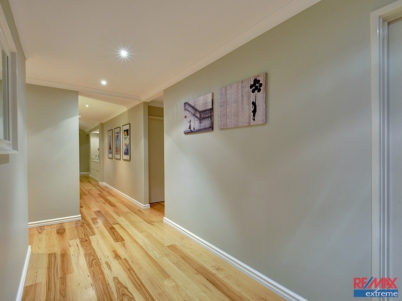 20 Toledo Drive, Hocking WA 6065