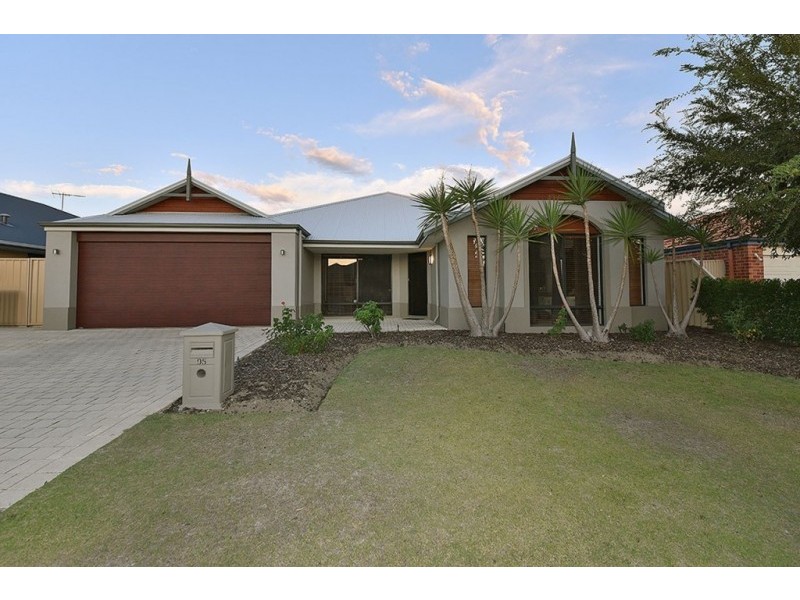 95 Da Vinci Drive, Tapping WA 6065