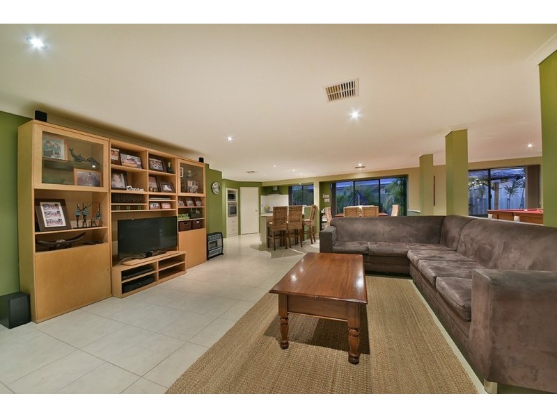 95 Da Vinci Drive, Tapping WA 6065