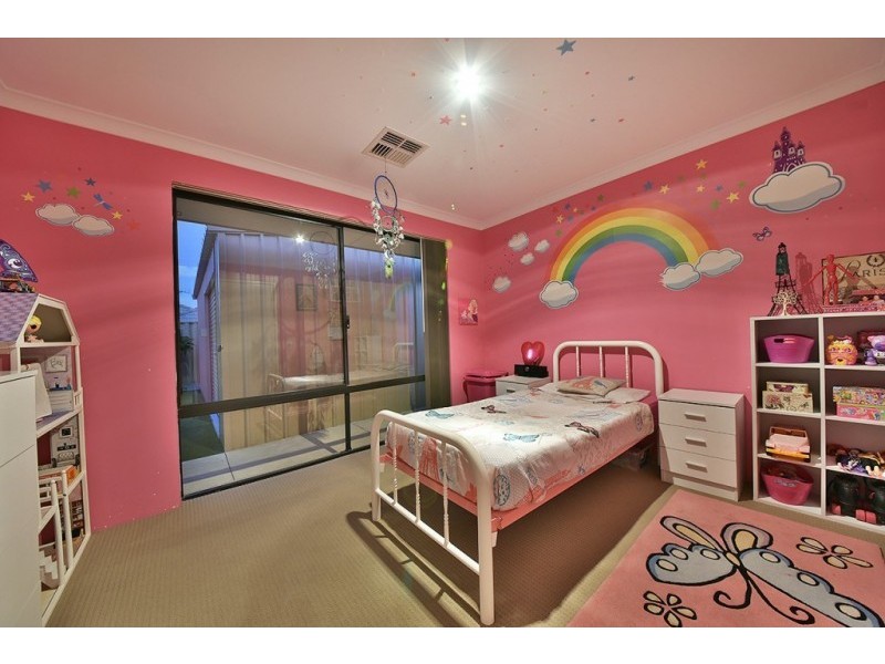 95 Da Vinci Drive, Tapping WA 6065