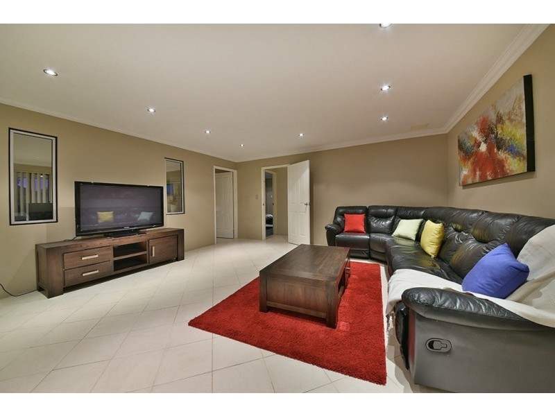 57 Yandella Promenade, Tapping WA 6065