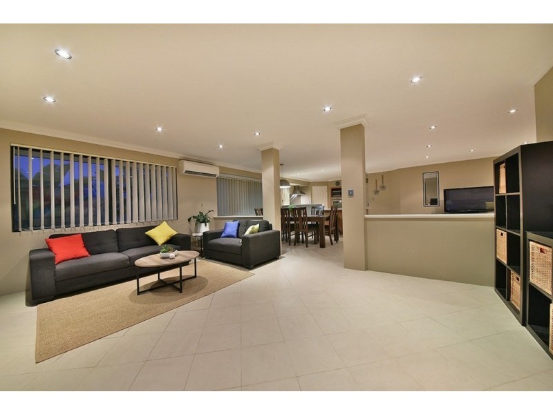 57 Yandella Promenade, Tapping WA 6065
