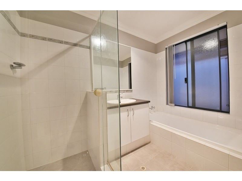 57 Yandella Promenade, Tapping WA 6065