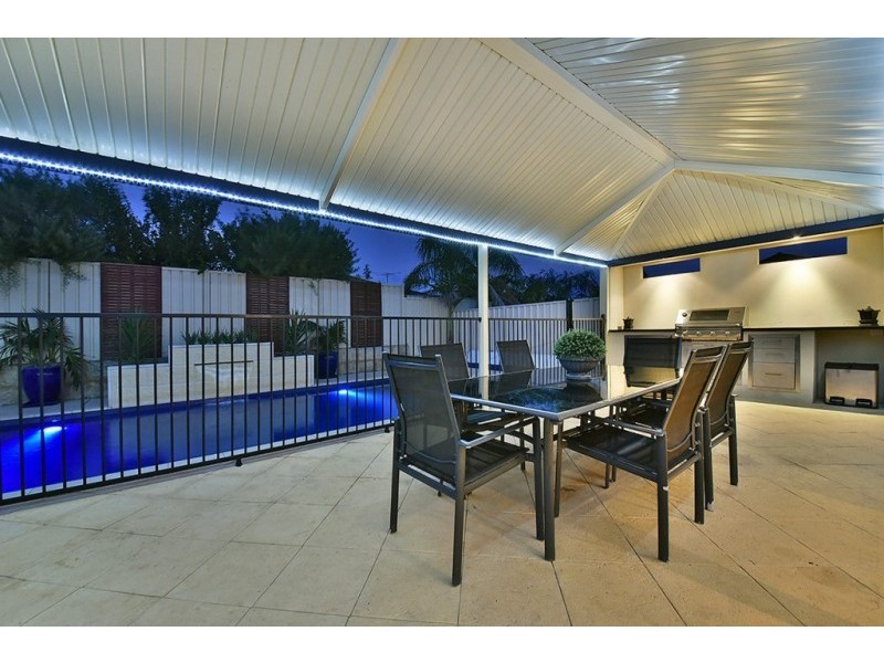 57 Yandella Promenade, Tapping WA 6065