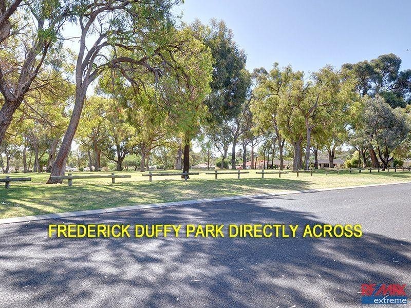 8 Waidup Street, Wanneroo WA 6065