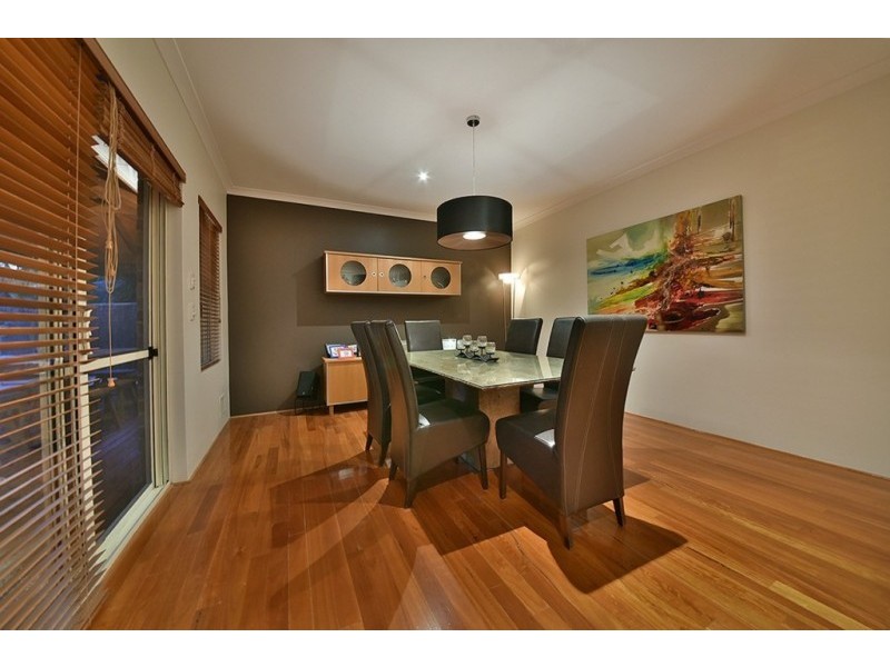 7 Champaigne Drive, Tapping WA 6065
