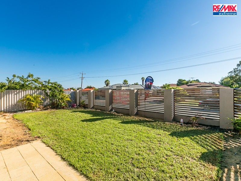 10 Christmas Avenue, Heathridge WA 6027