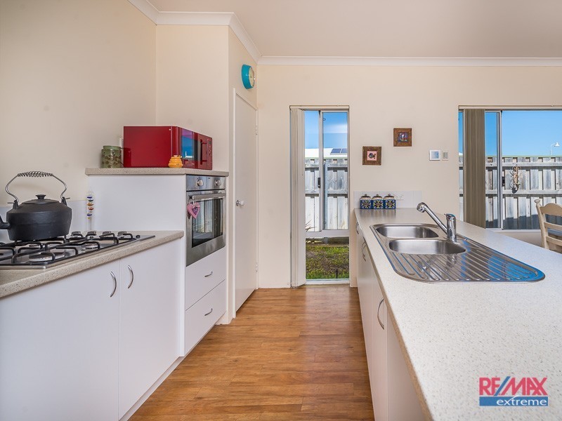 12 Seaside Avenue, Yanchep WA 6035