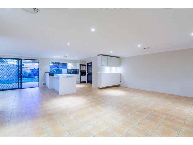 7 Coniston Parkway, Butler WA 6036