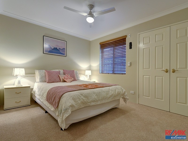 5 Chittering Vista, Pearsall WA 6065