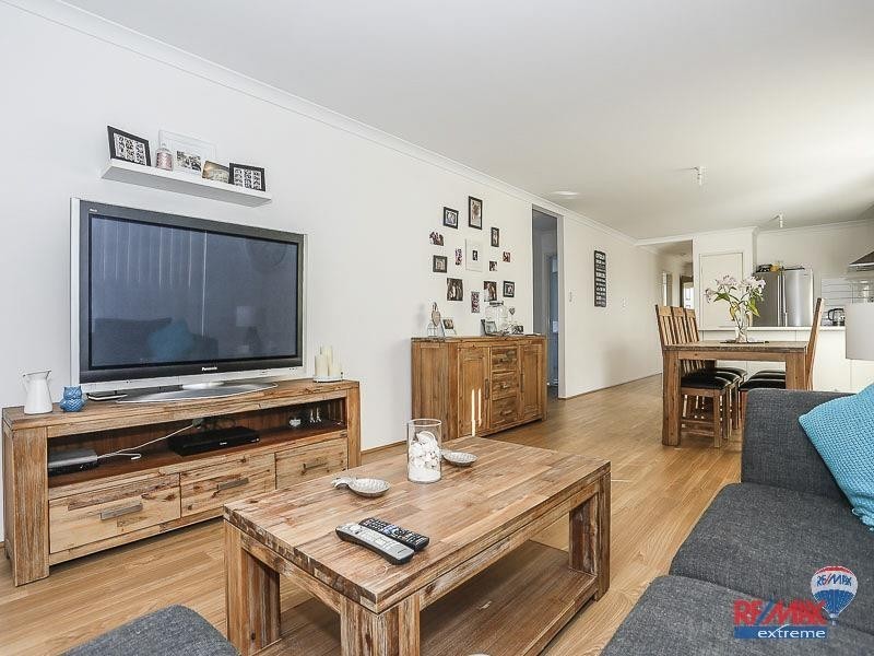 127 Joseph Banks Boulevard, Banksia Grove WA 6031