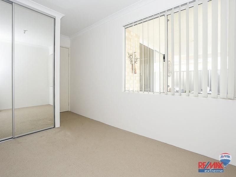 127 Joseph Banks Boulevard, Banksia Grove WA 6031