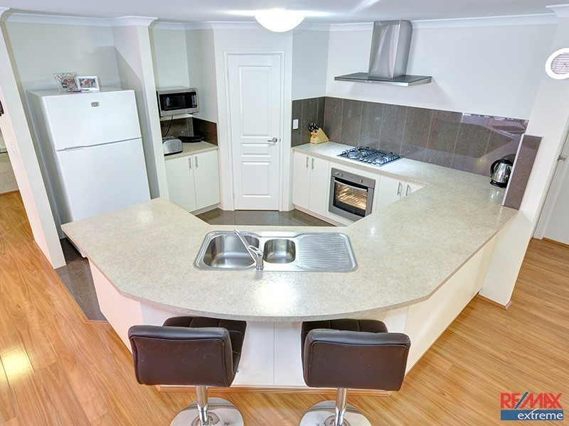 16 Bonnard Crescent, Ashby WA 6065