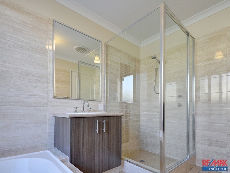 16 Bonnard Crescent, Ashby WA 6065